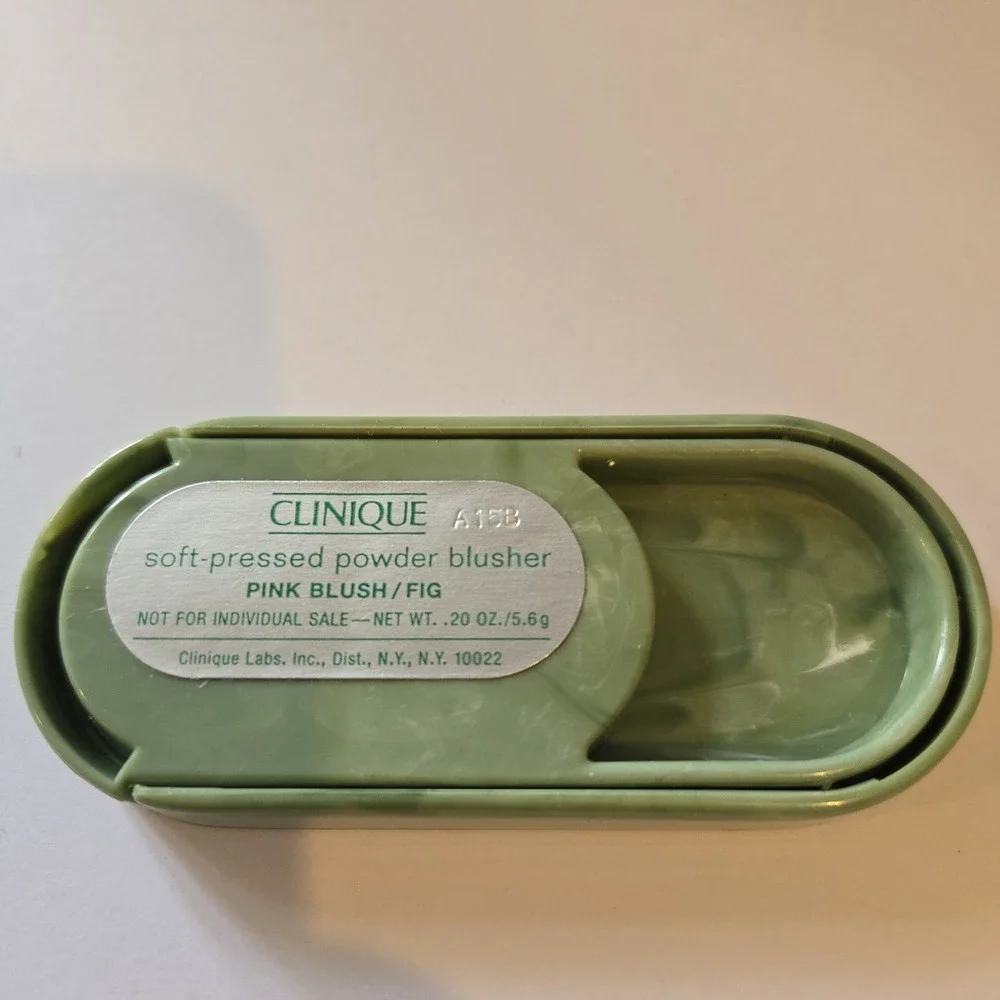 Clinique Soft Pressed Powder Blusher pink Blush/fig .20 Oz New Green Compact